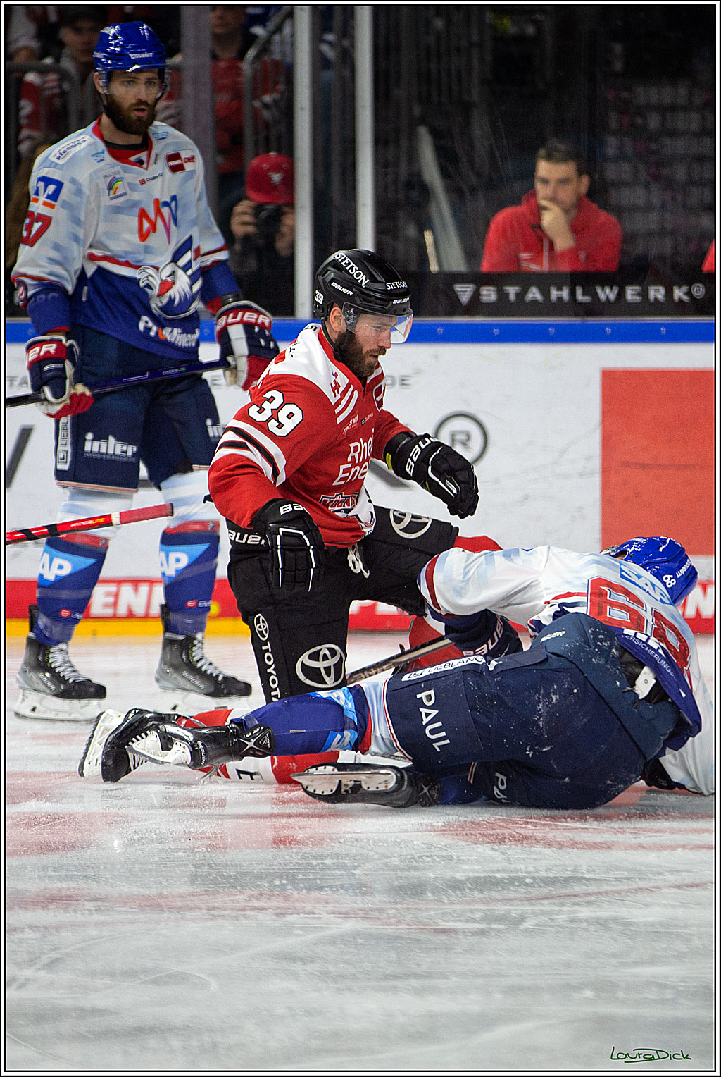 PENNY DEL; Koelner Haie-Adler Mannheim; Koeln, 21.03.2023
